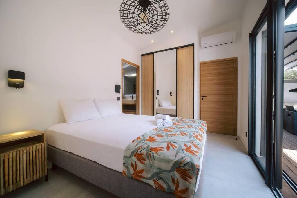 סן-ז'יל-לה-באן Summer Cosy - Villa Classee 4 Etoiles - 2 Suites Avec Piscine Chauffee Et Jacuzzi Integre Idealement Situee Chemin Summer מראה חיצוני תמונה